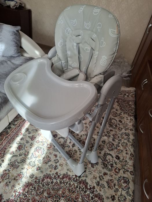 Стул для кормления