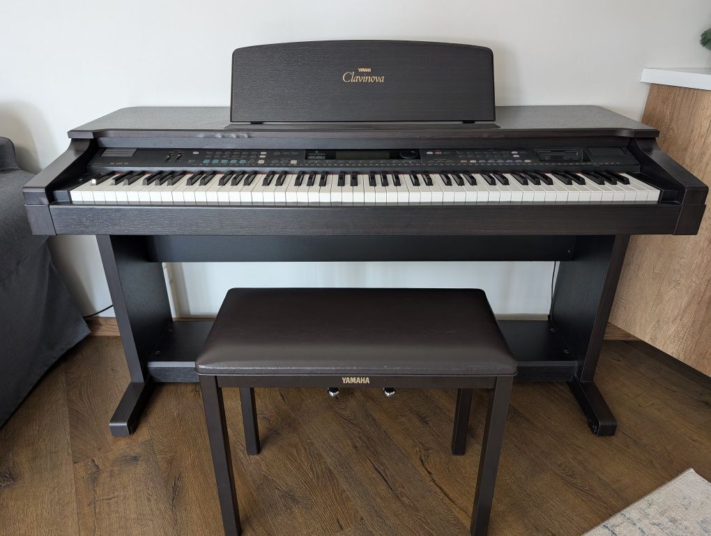 Дигитално пиано със стол Yamaha Clavinova CVP-59S