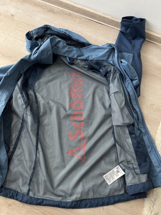 Geaca Schoffel noua- 80 lei oferta azi!