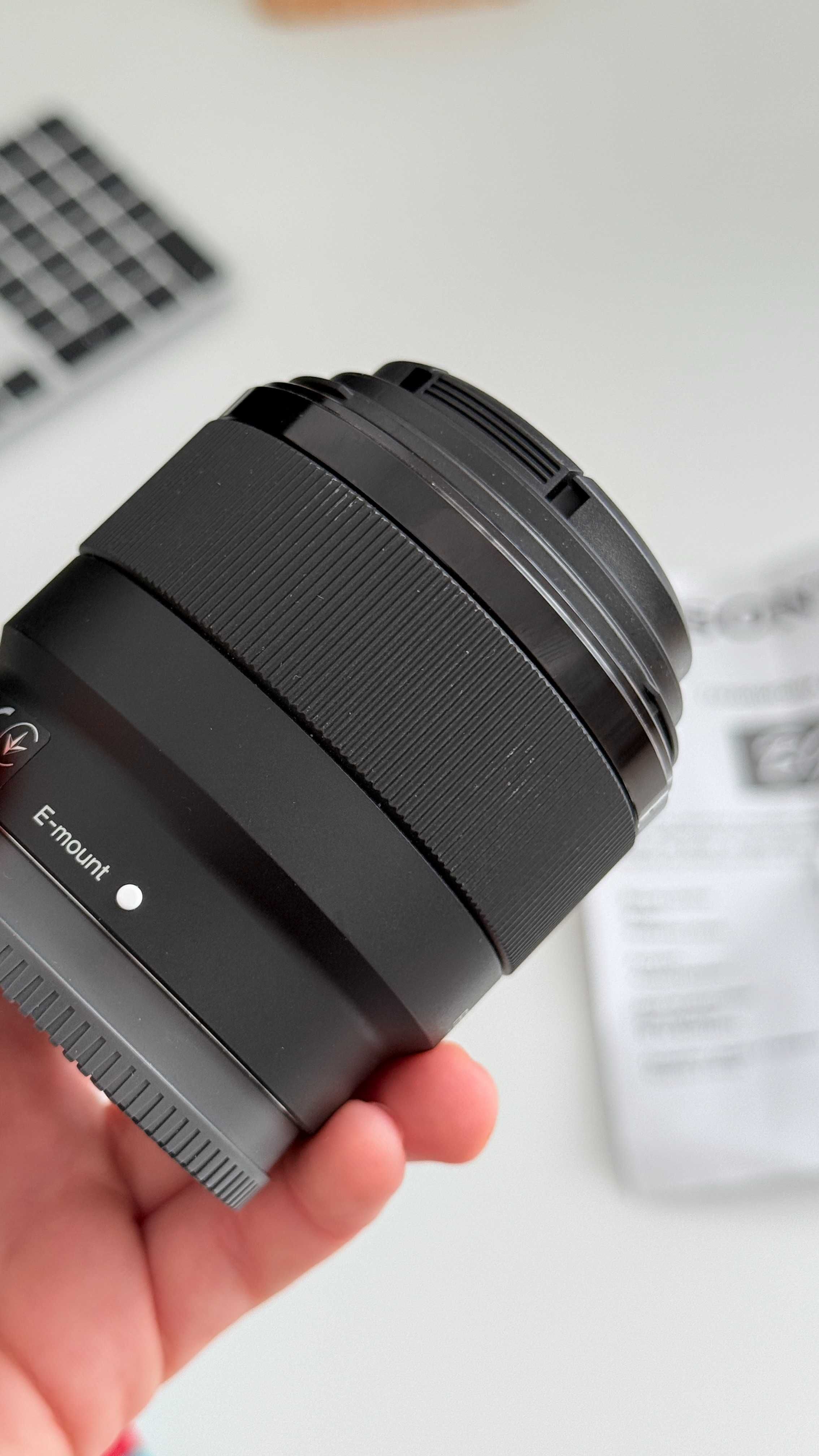 Обектив Sony 50mm f/1.8