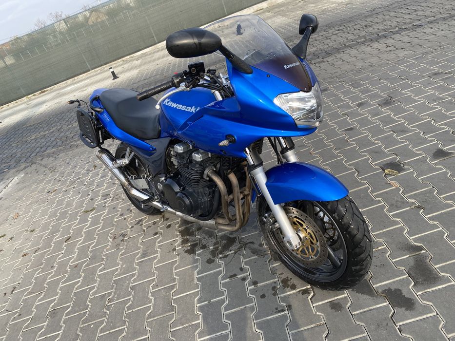 Kawasaki ZR7S 750 cm3