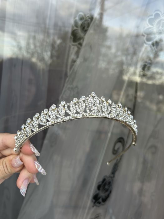 Vand coronita mireasa