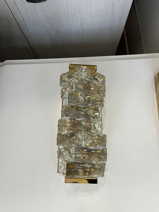 Бра золотые настенные