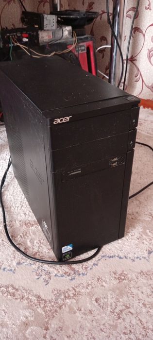 Компьютер aser M1930 и монитор LG