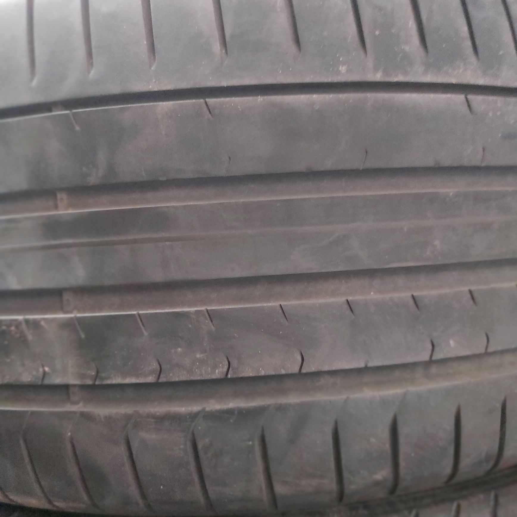 275/40/20"pirelli 2бр.гуми дот2021