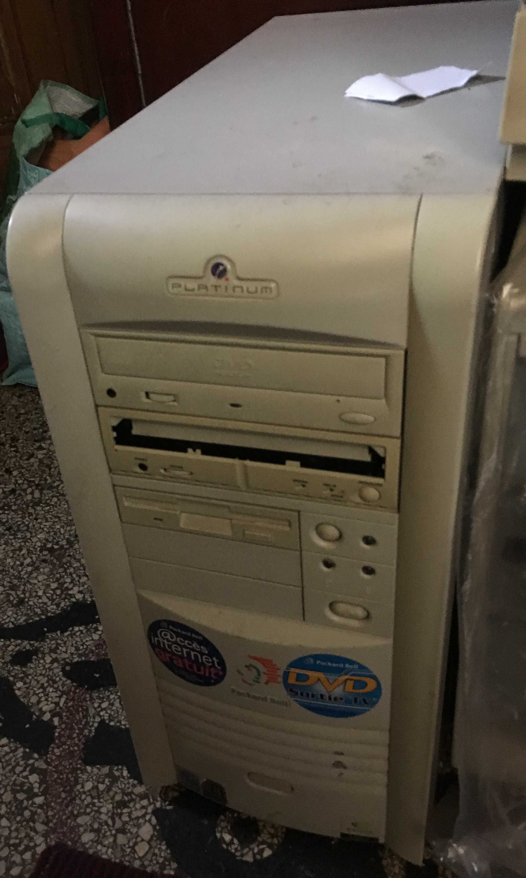 PC vintage (Packard-Bell) - Pentium 3