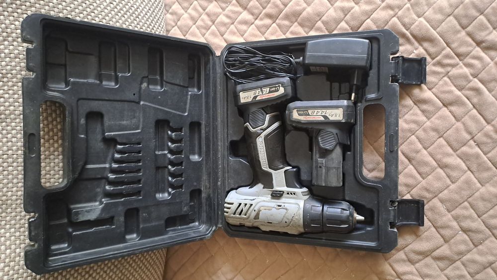 Продам шуруповёрт