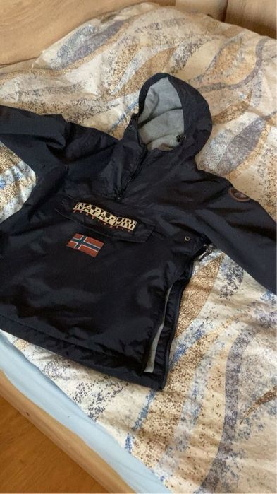 Napapijri яке като ново