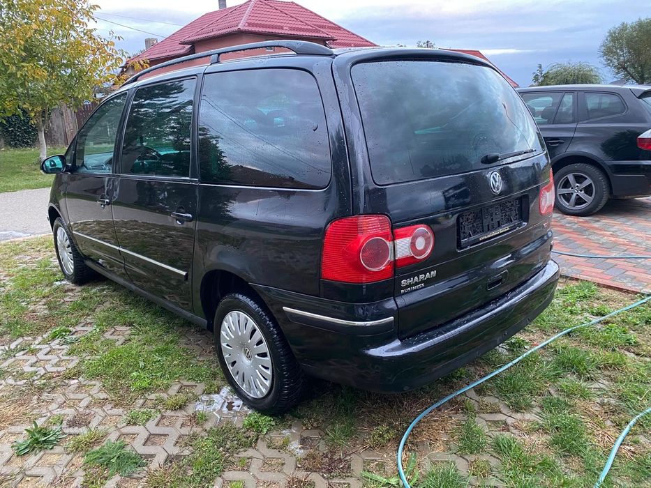 Vand Sharan 1.9 TDI 7 Locuri Business Xenon Navi