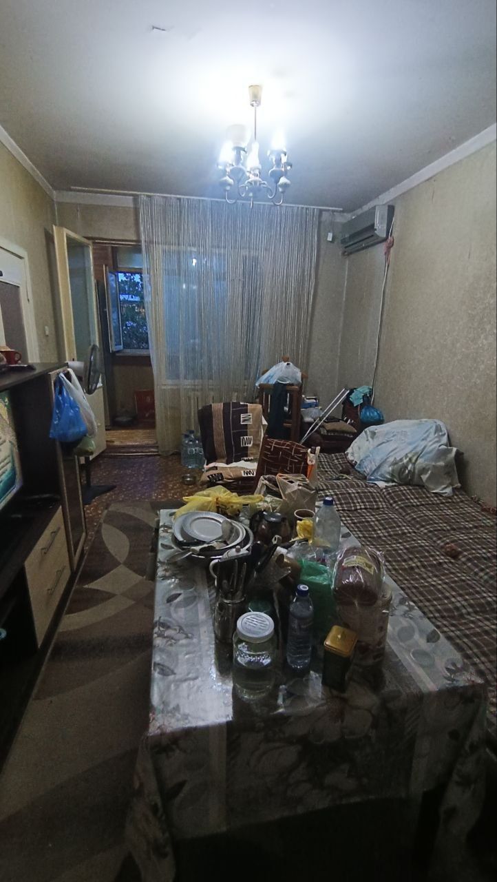 Yunusabad Megaplanet 11 kvartal 2 xona (52²) 4 etaj sotiladi