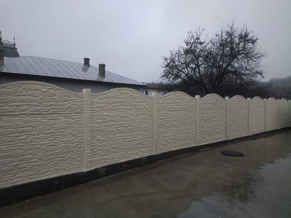 Planuri de gard din beton diverse modele.