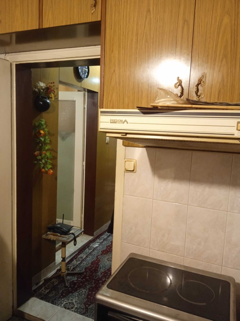 Продава се Четиристаен апартамент в Силистра, Център - 120 кв.м за 584 €/кв.м - Снимка #19