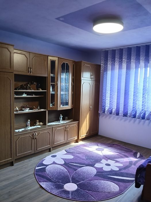 Vând garsonieră etaj 4