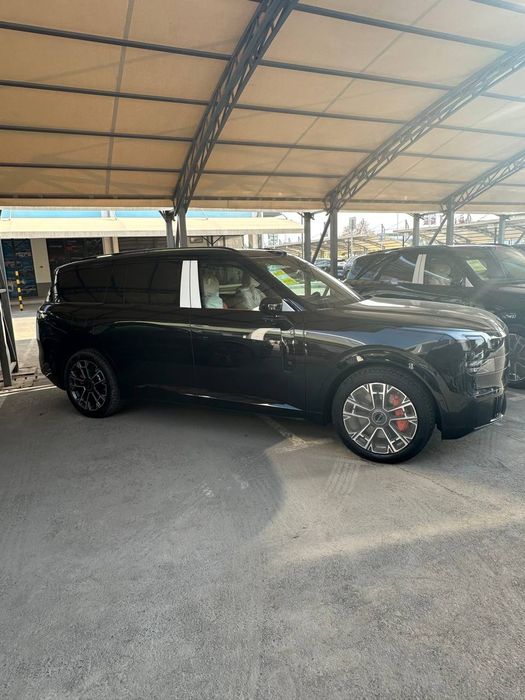 ** Lynk co 900 masla
2.0 Turbo
Ultra
Qoraga-apelsin
70000$

Lynk