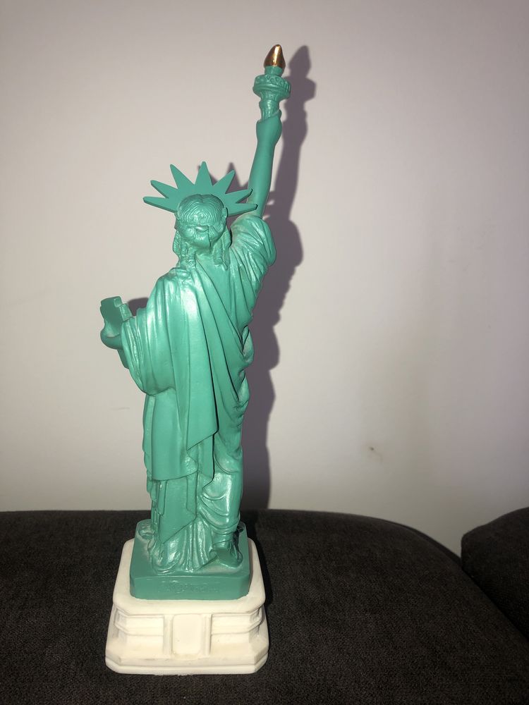 Statuia libertatii New York,statueta originala din compozit