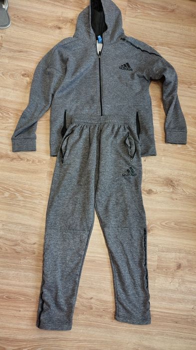 Мъжки екип ХЛ, като Л