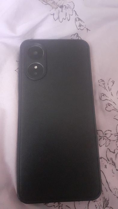 Oppo A17 продам срочно