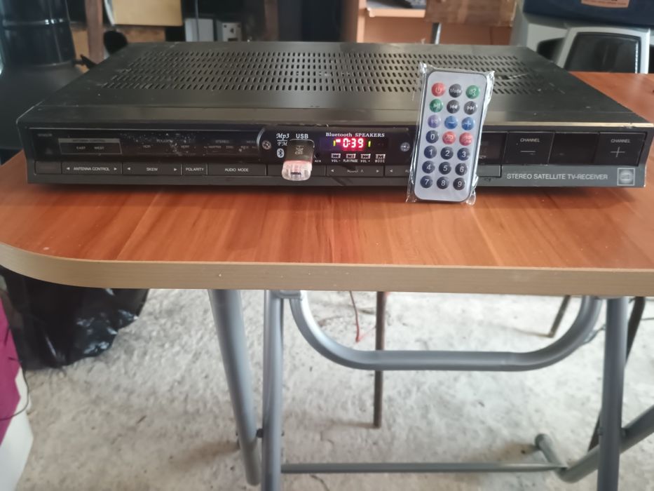 Усилвател 2х60W c Bluetooth, radio, usb, aux, micro sd и дистанционно