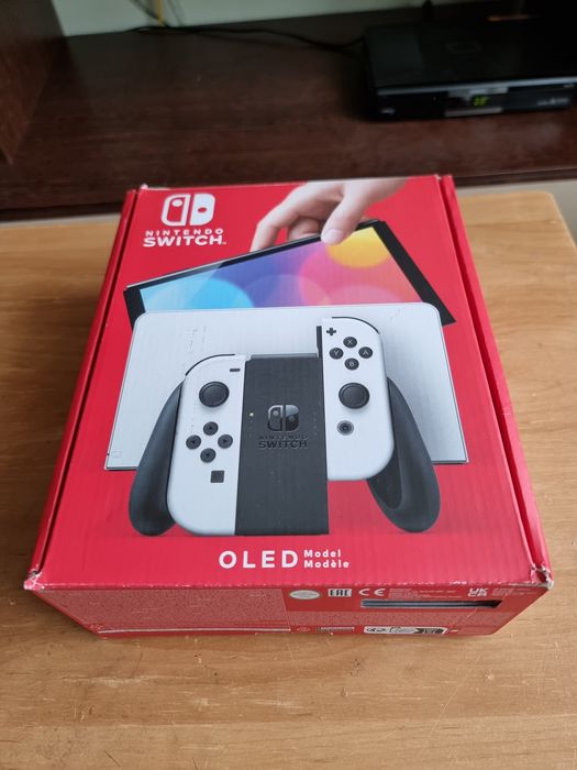Nintendo Switch Oled,Zalda și Mario Cart impecabil