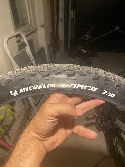 Велосипедни гуми MAXXIS и MICHELIN