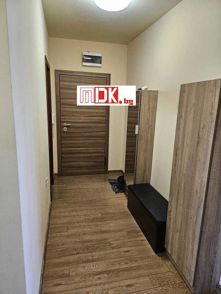 Дава се под наем Тристаен апартамент в Пловдив, Остромила - 126 кв.м за 190000 € - Снимка #9