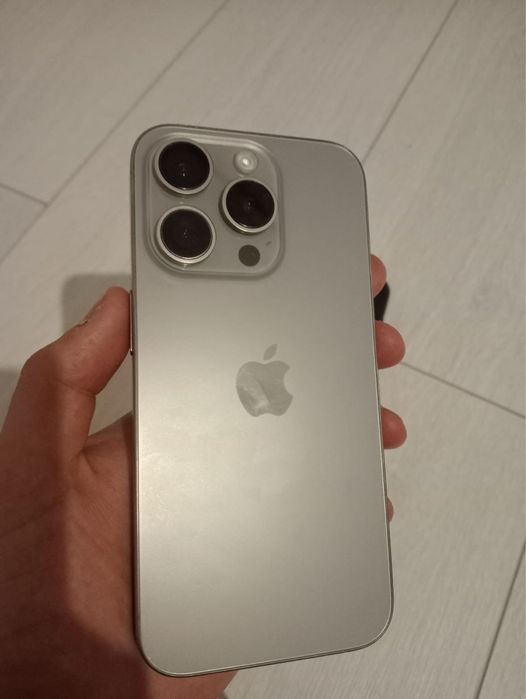 iphone 15 pro Natural Titanium