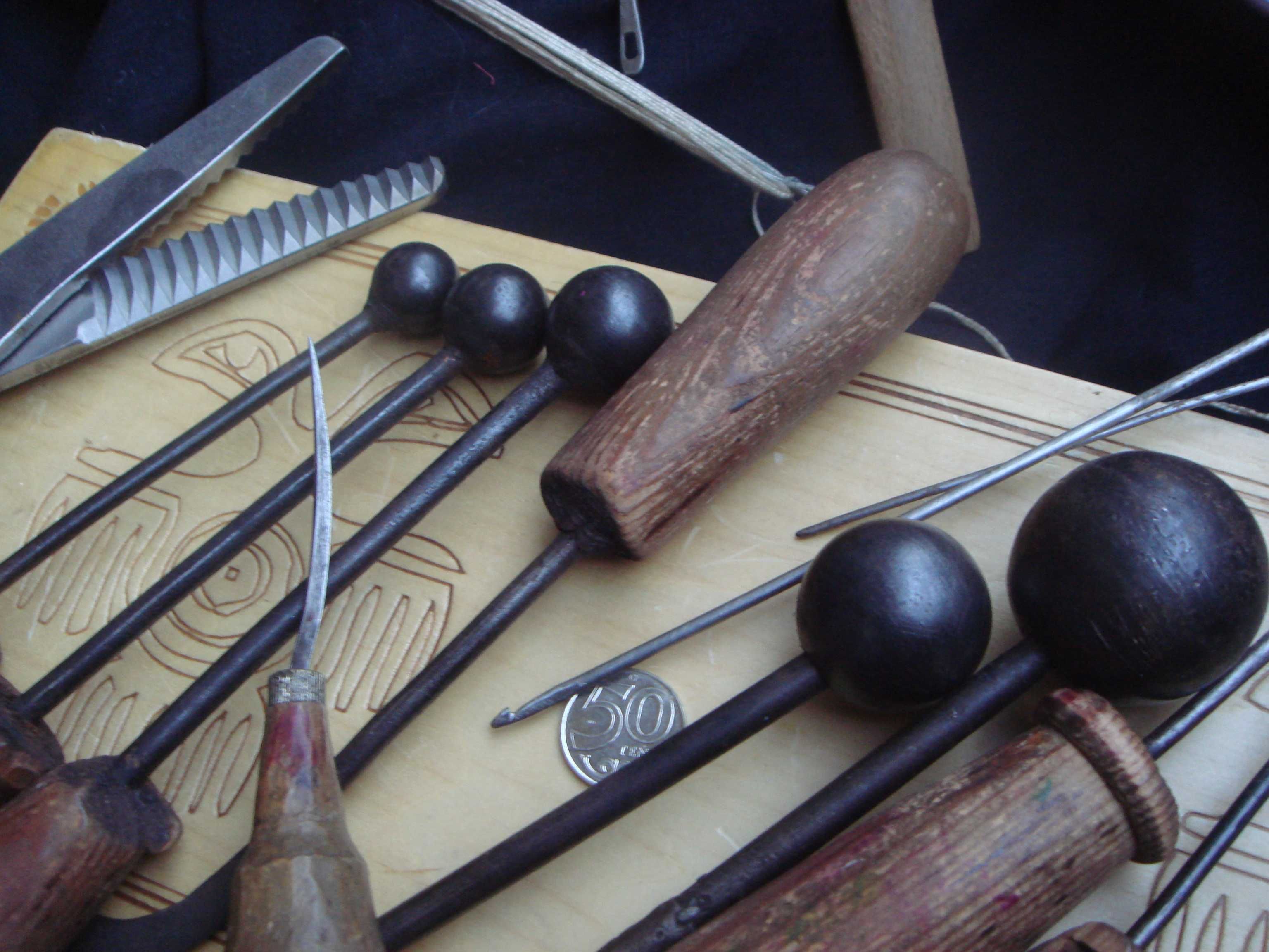 Набор антикварный инструменты для кожи прошлого века 1920-х годов