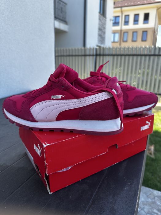 Adidasi de femei sport puma