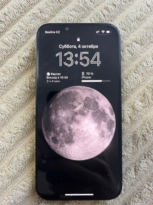 Продам 14 айфон 128 gb