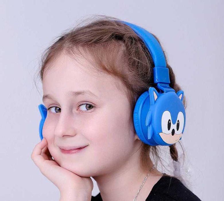 Безжични Светещи Bluetooth слушалки Соник + Плюшена играчка Соник