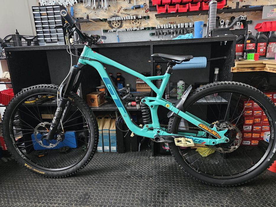 Cand urgent bicicleta de enduro GT Force 2022