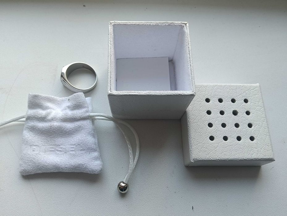 Inel barbati otel inox cu piatra lapis lazuli