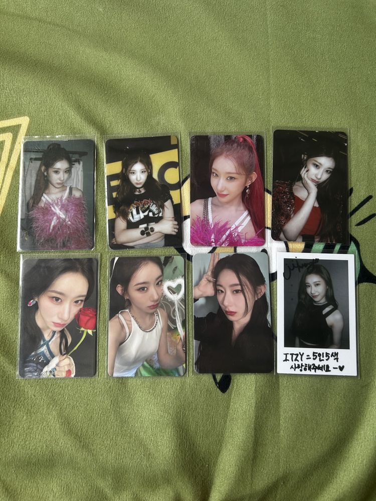 Chaeryeong itzy картички