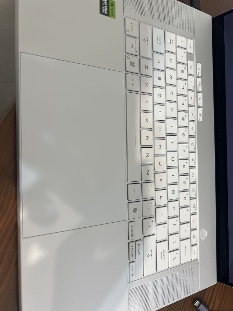 Asus rog zephyrus g16