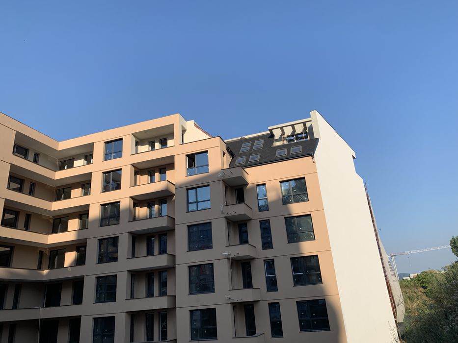 Продавам Гараж- 27кв.м. Малинова долина