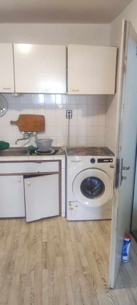 Дава се под наем  в Стара Загора, Казански - 50 кв.м за 153 € - Снимка #10