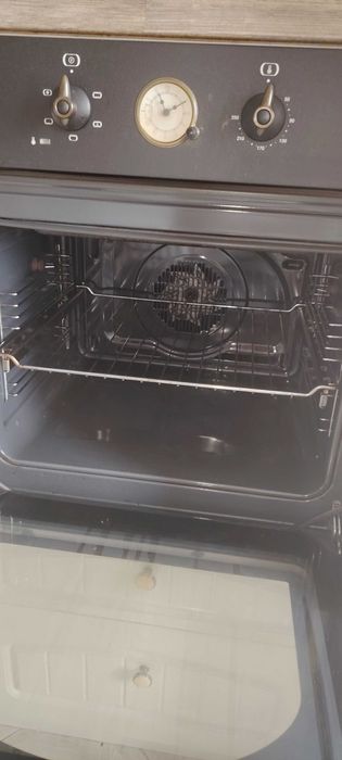 Ретро фурна за вграждане Teka