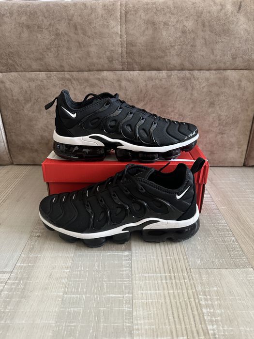 Nike Air VaporMax Plus Black/White – Оригинални мъжки маратонки, №44