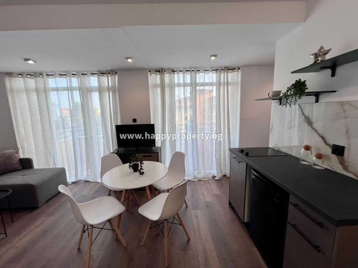 Продава се Двустаен апартамент в к.к. Слънчев бряг - 47 кв.м за 1341 €/кв.м - Снимка #1