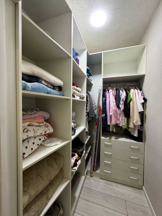 Новостройка продается квартира Мирзо Улугбек  3/7/10  101м2