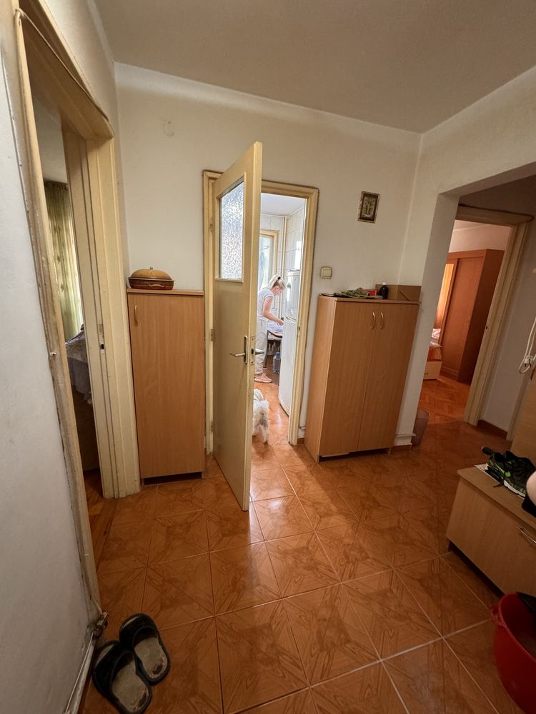 Apartament 2 camere decomandat Pajura