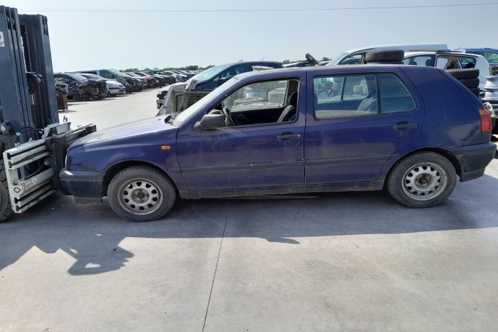 Dezmembrez Volkswagen VW Golf 3 [1991 - 1998] Hatchback 5-usi 1.4 5MT