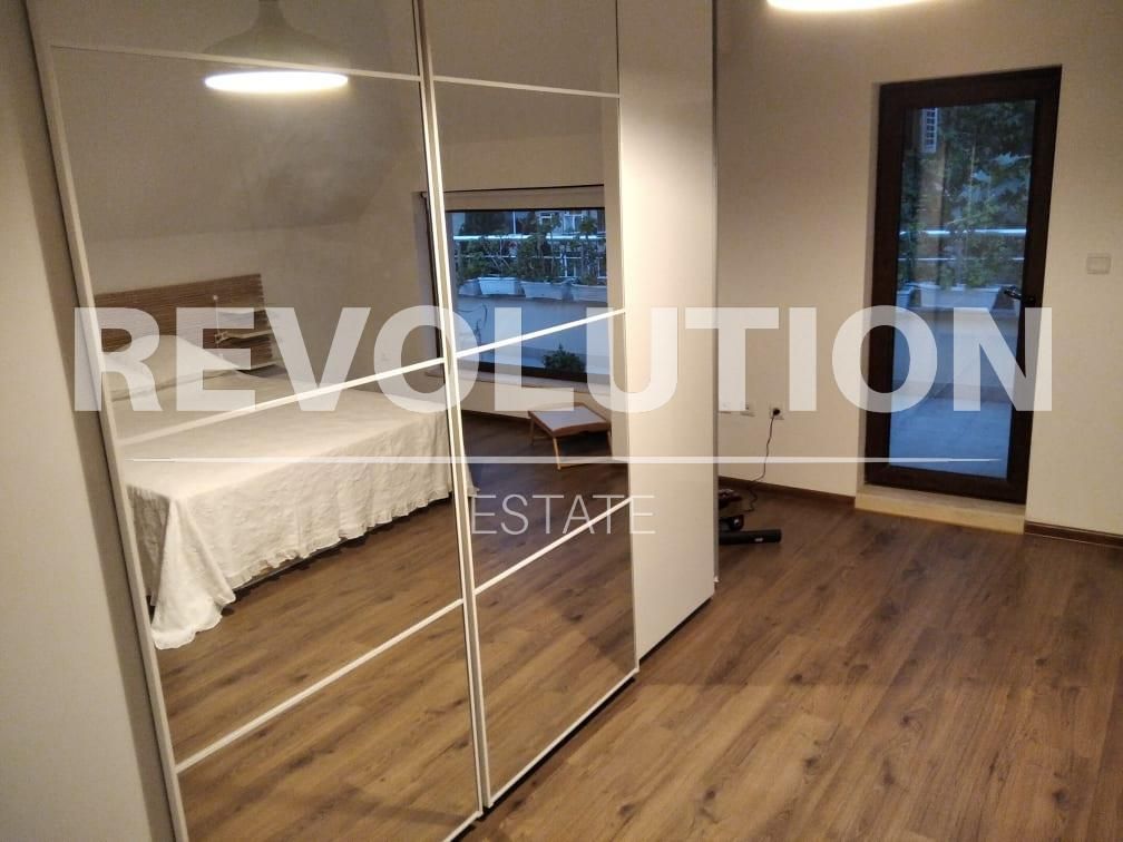 Дава се под наем Мезонет в Варна, Гръцка махала - 100 кв.м за 1700 € - Снимка #7
