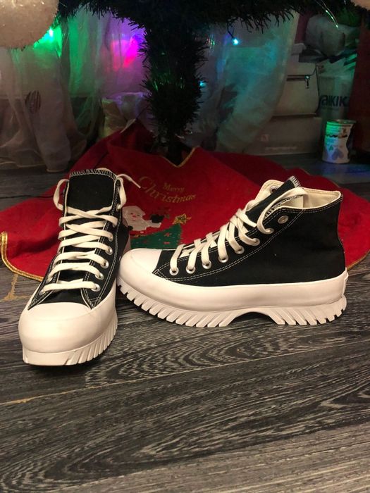 Sneaker inalt'Chuck Taylar All Star Lugged 2.0' Converse pe Negru