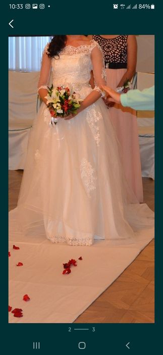 Продам свадебные платье