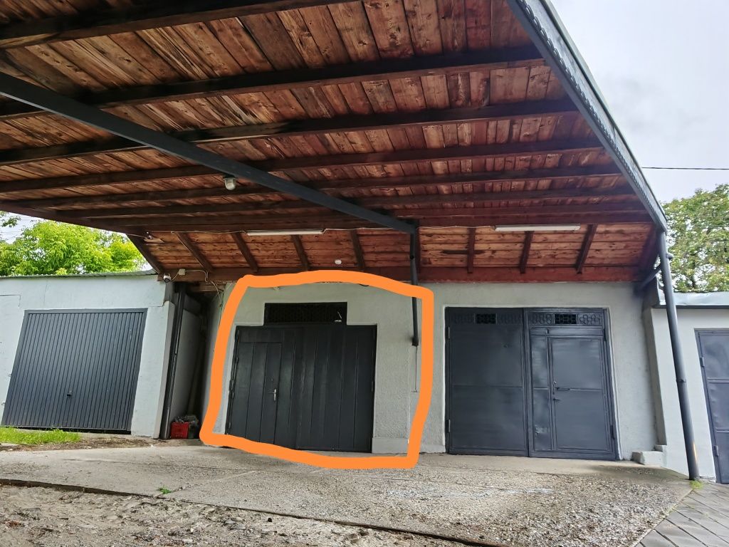 Vând garaj în Pripor