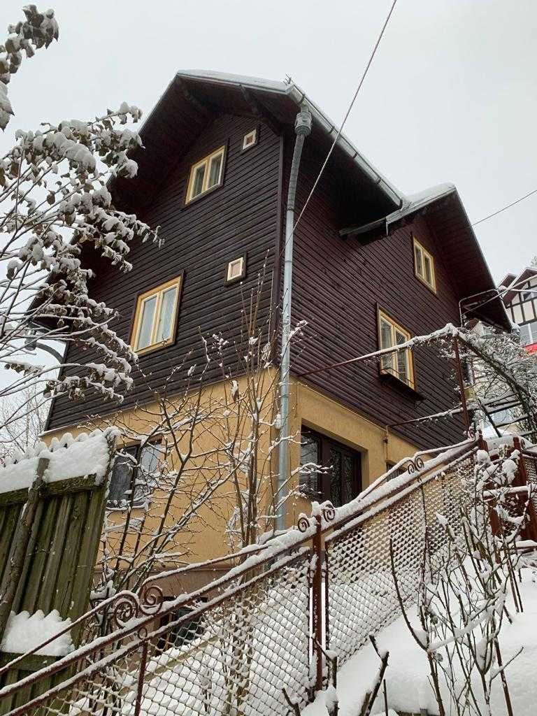 Cazare la Sinaia la "Casa ELENA"