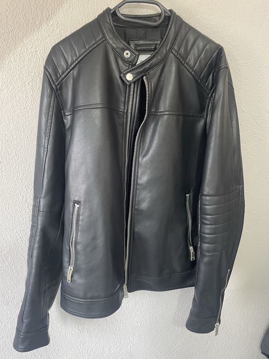 Кожено яке BERSHKA