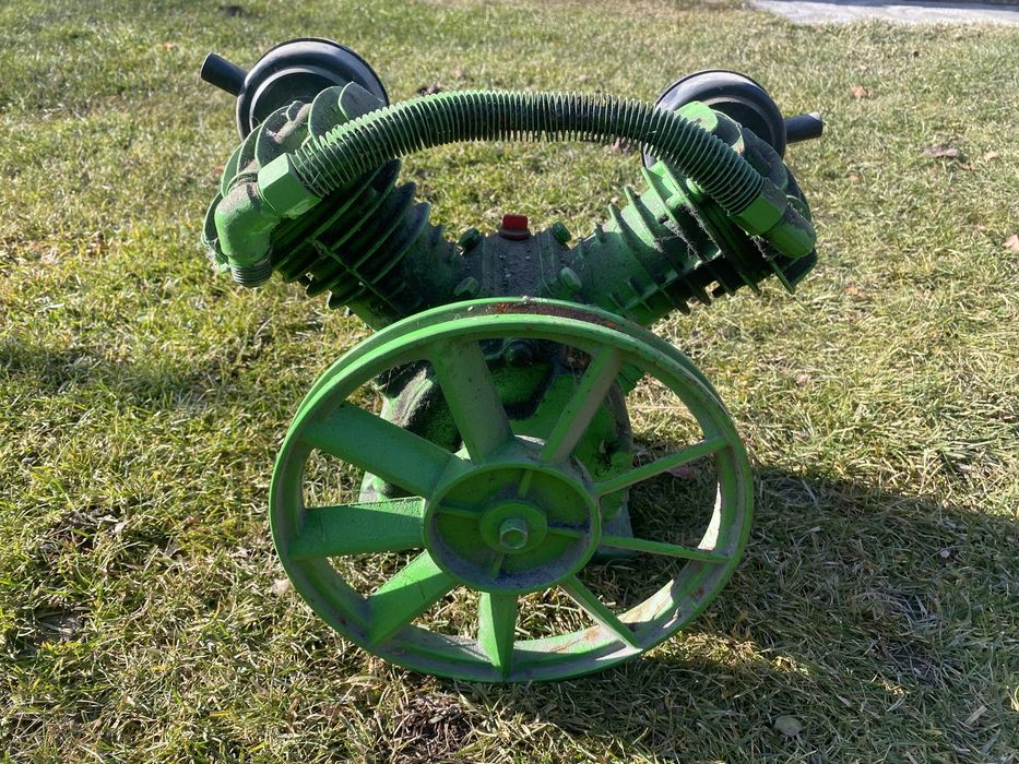 Продам компрессор