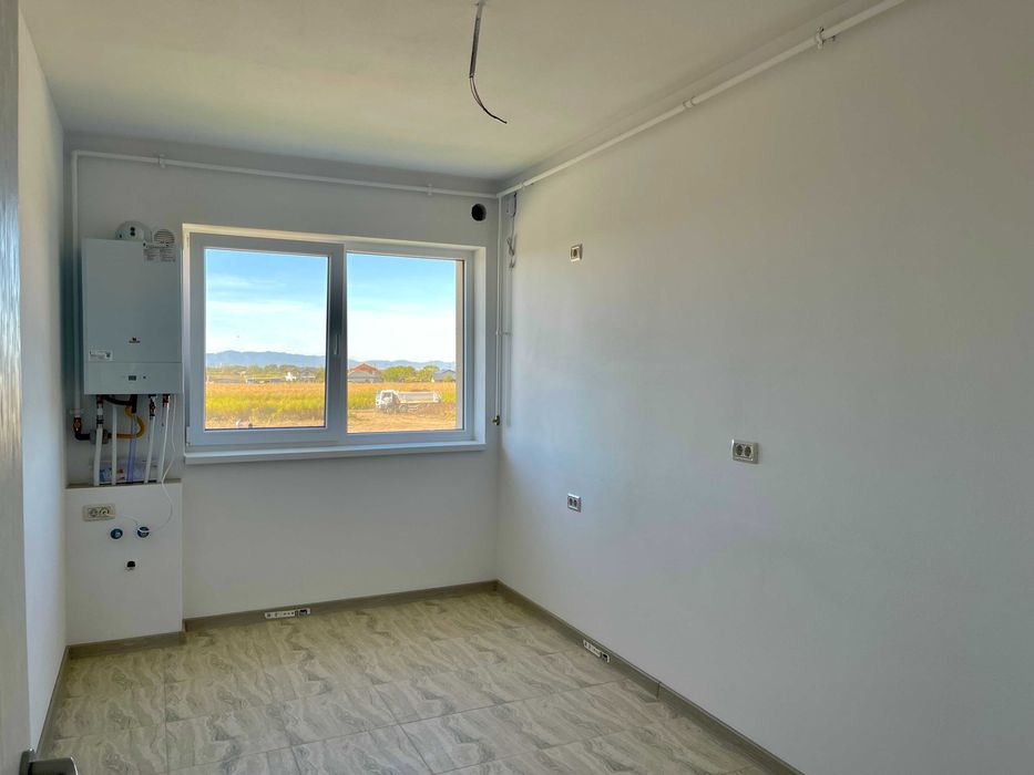 Apartament cu 2 camere la pret de studio Subcetate Sânpetru